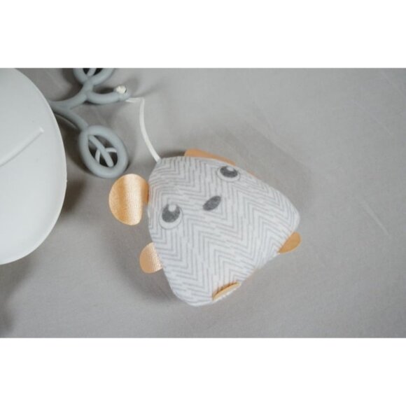 Fisher Price Little Snugapuppy Bouncer Mobile Leaf & Plush Toy Replacement Part - Picture 4 of 8